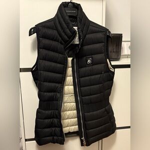 Moose Knuckles Black and Cream Puffer Vest